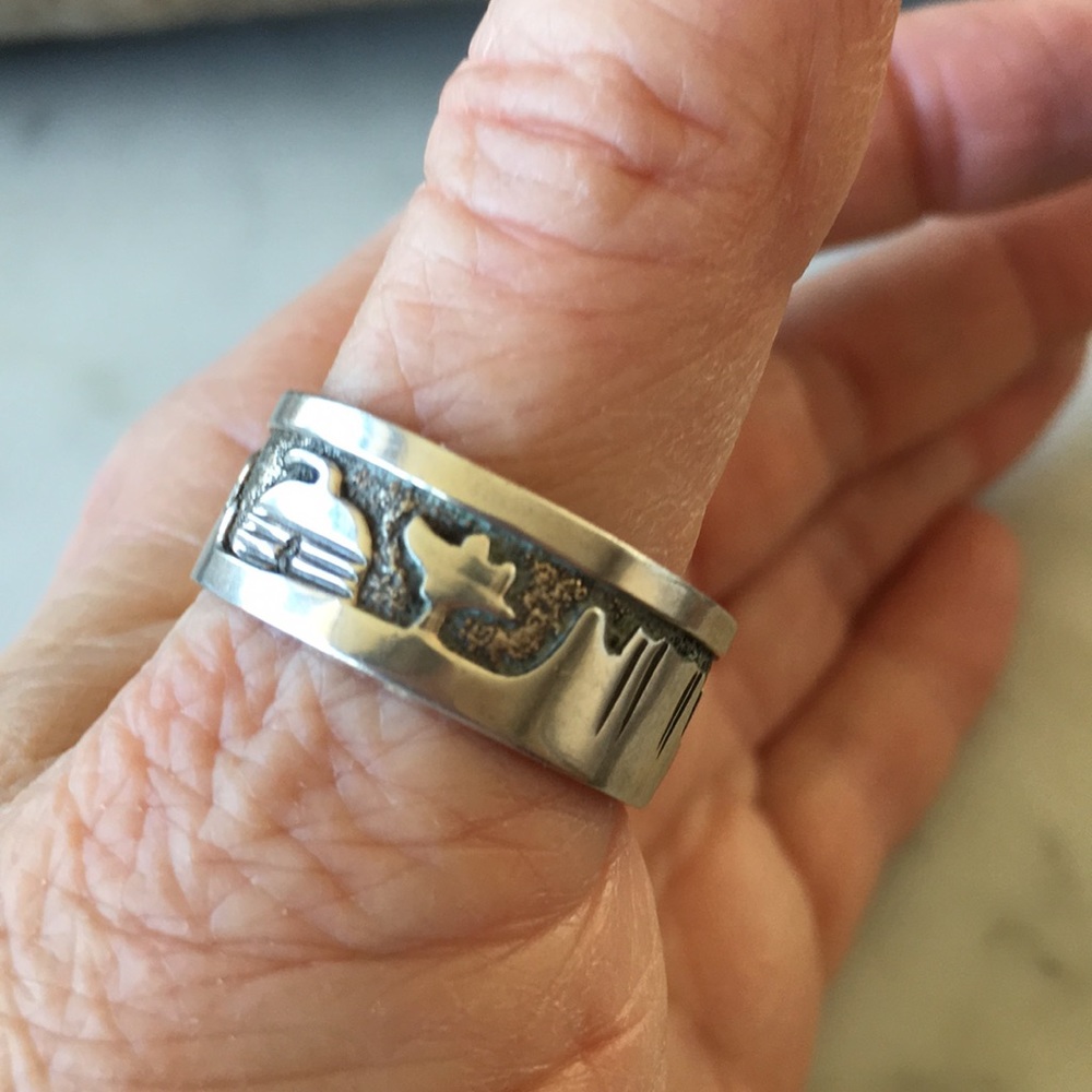 Native American Vintage Storyteller Ring Size 12 - Picture 5 of 6